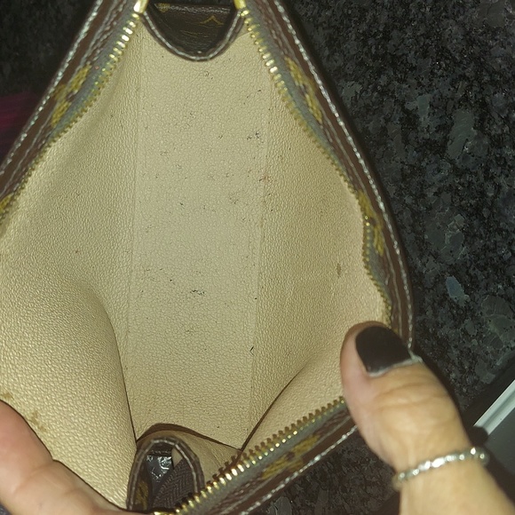 Louis Vuitton Discontinued Monogram Toiletry Pouch 15 Poche Toilette - Picture 11 of 13